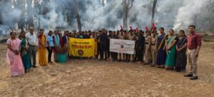 Cleaning of College Campus by NSS students Occasion of Sant Gadagebaba Death Anniversary on 19th Dec 2024