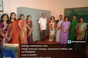 माजी विद्यार्थिनी संघातर्फे कमला कॉलेज परीक्षा विभागासाठी 2 कपाटे देणगी रूपात देण्यात आली.19.4.2024